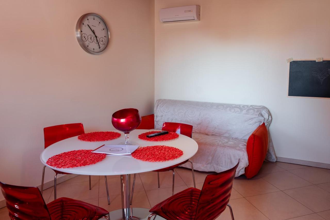 הוילה אסראלה Casa Di Alessio A 200 Metri Dal Mare מראה חיצוני תמונה