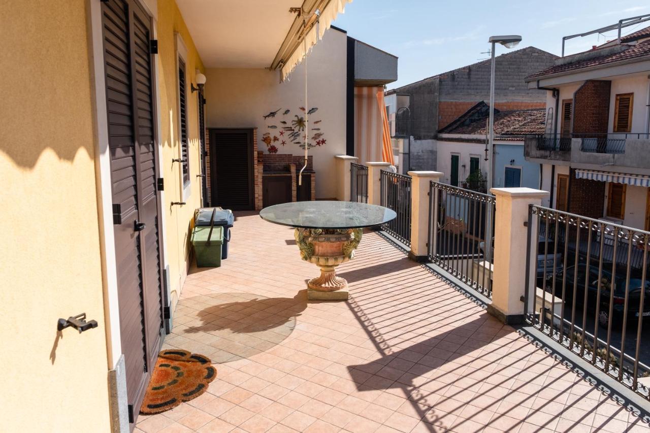 הוילה אסראלה Casa Di Alessio A 200 Metri Dal Mare מראה חיצוני תמונה